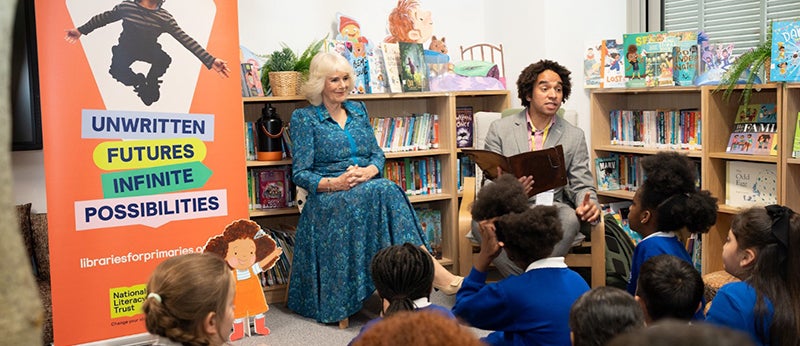The Queen Opens the 1,000th Library for Primaries